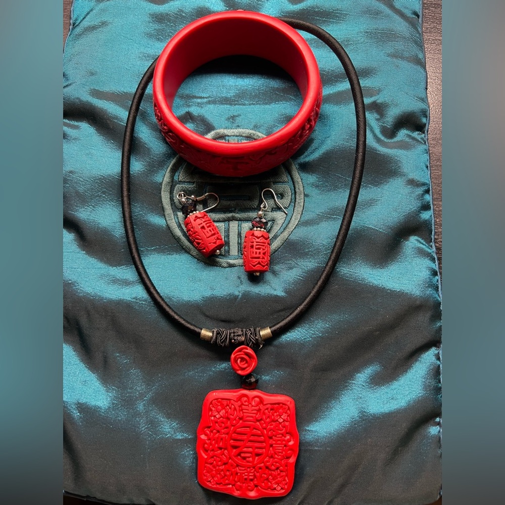 Red Wood Ash Necklace Set with Earrings and Bracelet